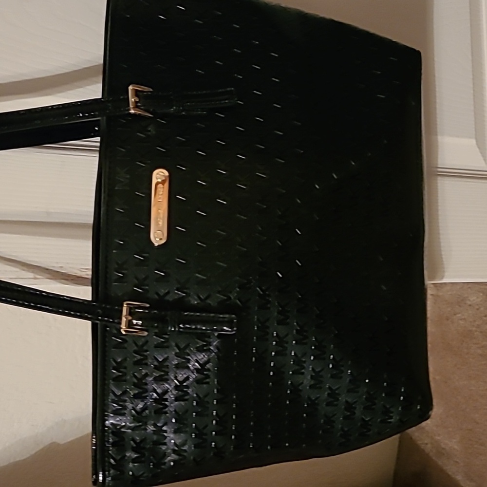 Black Michael kore purse.